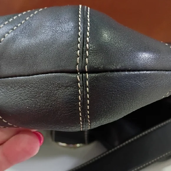 Coach Vintage (2004) *Soho* Black Leather Shoulder Bag *EUC* No Call Outs - Picture 7 of 8